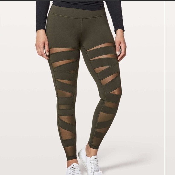 lululemon athletica Pants - HP🎉 lululemon wunder under high rise mesh leggings size 8